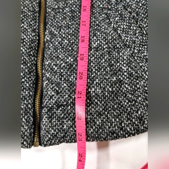 Aeropostale Hooded Zip Vest with Cable-Knit Style Accent Size Medium - Picture 8 of 10